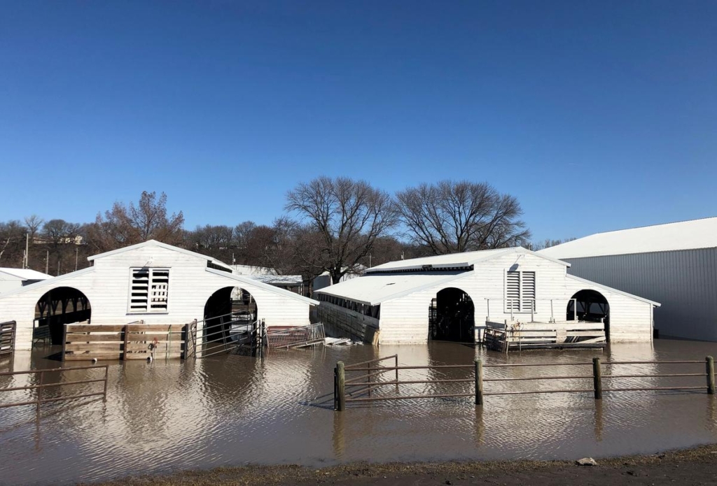 Paddocks at Washington County Fairgrounds are shown underwater due to flooding in Arlington, Nebraska, U.S., 21 March 2019. Photo: Humeyra Pamuk / REUTERS