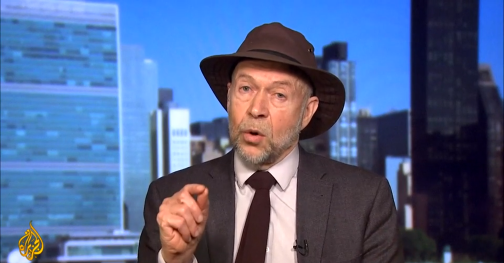 Climate scientist James Hansen debates the Sunrise Movement’s Varshini Prakash and Christian Aid’s Amanda Mukwashi on 20 April 2019, calling the Green New Deal “nonsense”.  Photo: Al Jazeera