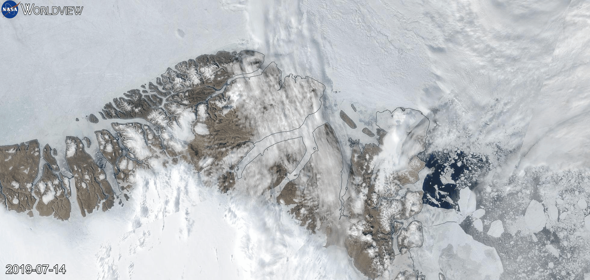 Breakup of sea ice on the north coast of Greenland, 14-29 July 2019. Photo: Nick Humphrey / NASA Worldview