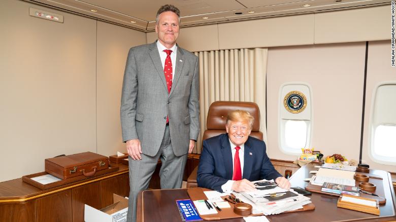 Alaska Governor Mike Dunleavy met with President Trump aboard Air Force One on 26 June 2019. One day later, the Environmental Protection Agency told staff scientists that it was no longer opposing a controversial Alaska mining project that could devastate Bristol Bay, one of the world’s most valuable wild salmon fisheries. Photo: CNN