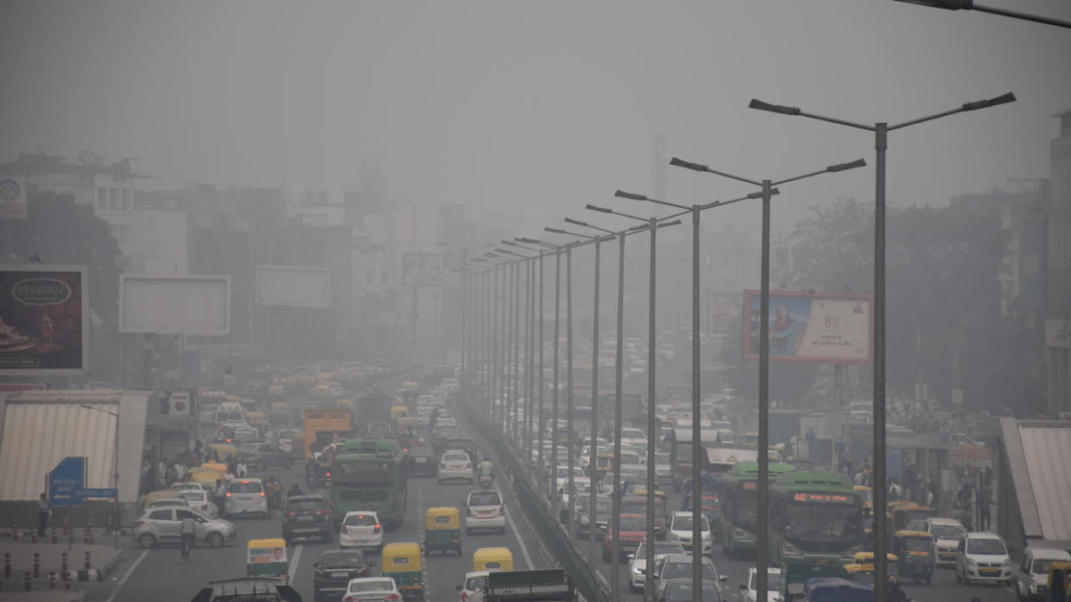 Smog blankets India’s capital Delhi, 14 November 2019. Photo: Arshad R. Zargar / CBS