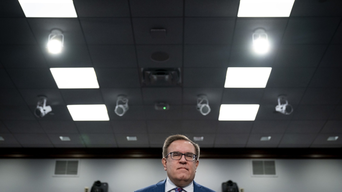 Andrew R. Wheeler, Trump’s administrator of the E.P.A., continued his mission of dismantling environmental regulation in the U.S. by formally revising a proposal that would significantly restrict the type of research that can be used to draft environmental and public health regulations. Experts say the measure, made public on 3 March 2020, amounts to one of the Trump’s most far-reaching assaults on science. Photo: Drew Angerer / Getty Images