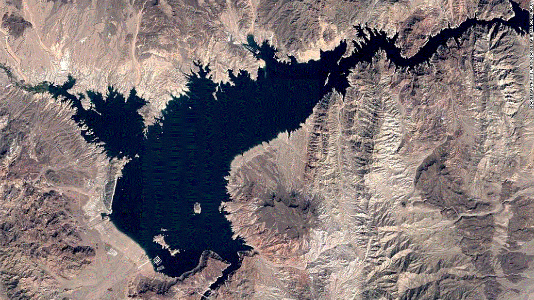 Satellite view of Lake Mead in 2000 and 2020. The United States' largest reservoir is draining rapidly. Plagued by extreme, climate change-fueled drought and increasing demand for water, Lake Mead on 16 June 2021 registered its lowest level on record since the reservoir was filled in the 1930s. Photo: LANDSAT / Copernicus / Google Earth