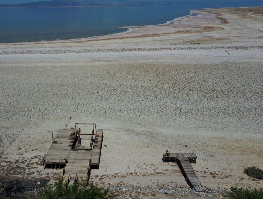An aerial view shows former docks on a Salton Sea’s beach, with the water much further away, as California faces its worst drought since 1977, in Salton City, California, U.S., 4 July 2021. Photo: Aude Guerrucci / REUTERS