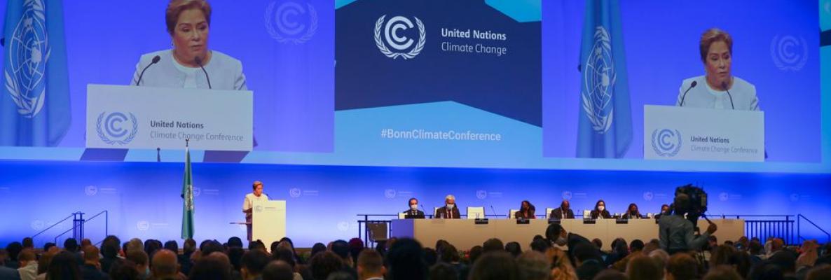 UN Climate Change Executive Secretary Patricia Espinosa speaks to delegates at the Bonn annual UN Climate Change Conference, 6 June 2022. Photo: Kiara Worth / ENB