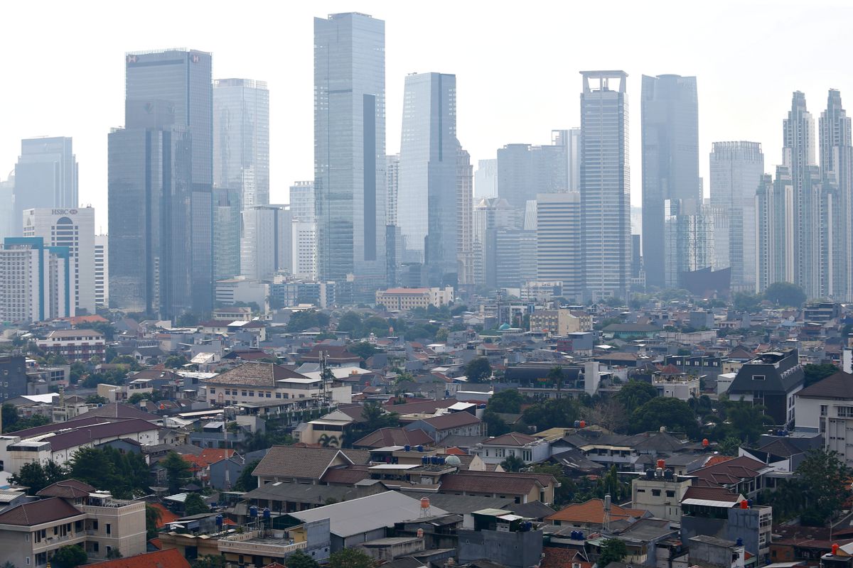 A general view of business buildings as smog covers the capital city of Jakarta, Indonesia, 19 May 2021. Photo: Ajeng Dinar Ulfiana / REUTERS