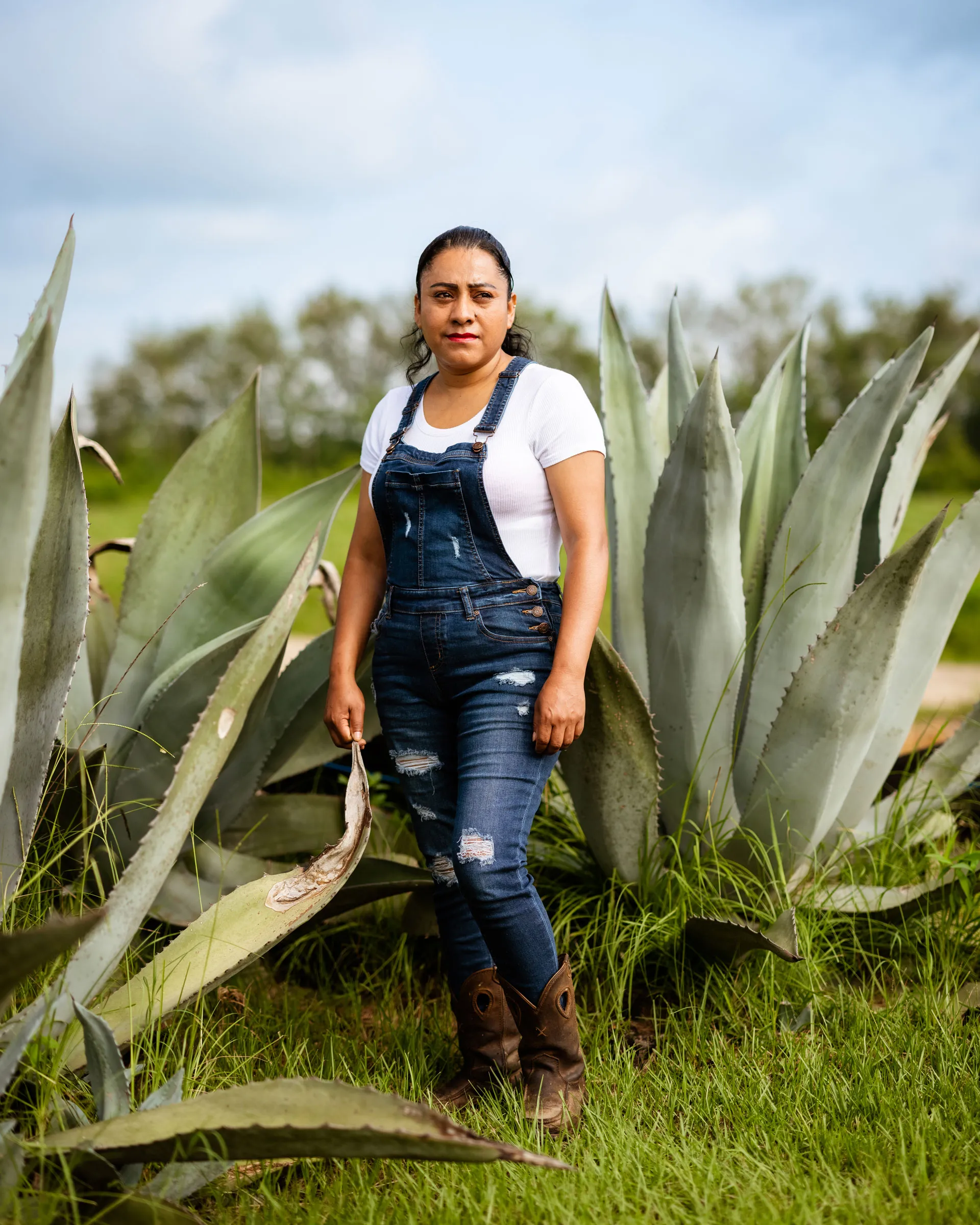 Silvia Moreno Ayala says she loves her work as a field crew leader for a South Georgia family-owned farm, yet her doctor has warned her that this type of work is a threat to her health. Photo: José Ibarra Rizo / TIME