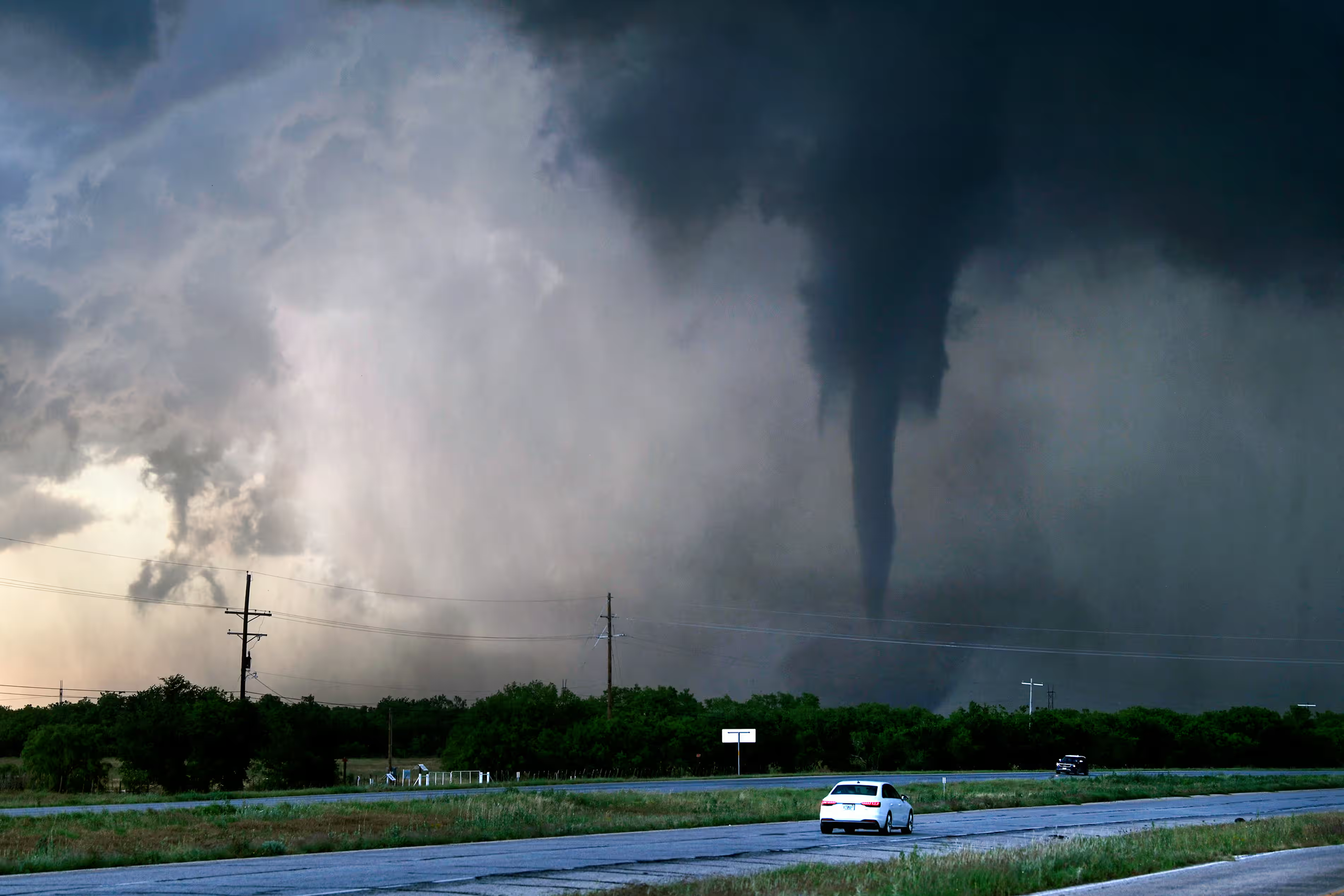 A tornado spins west of Hawley, Texas, on 2 May 2024. Photo: Ronald W Erdrich / The Abilene Reporter-News / AP